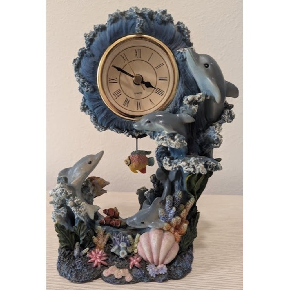 Vintage Cadona Dolphin Aquarium Quartz Pendulum Clock Tropical Reef Fish